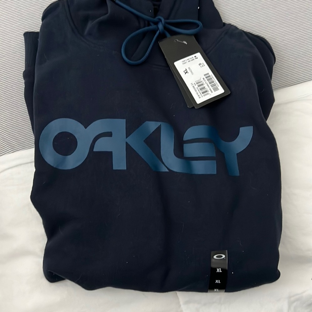 Oakley Navy Hoodie XL